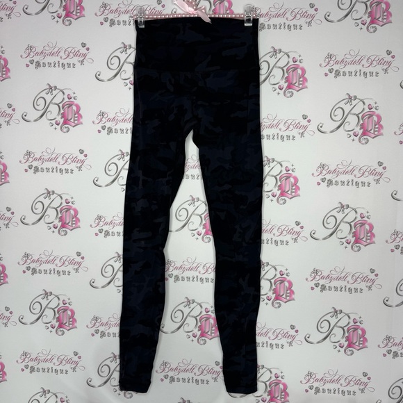 Lululemon leggings camouflage camo dark grey black soft buttery stretchy comfy - Picture 4 of 9